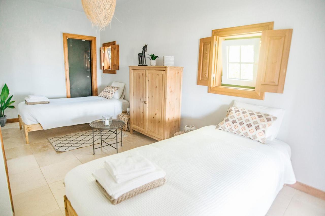 Dreamsea Surf Guest House Gouveia  エクステリア 写真